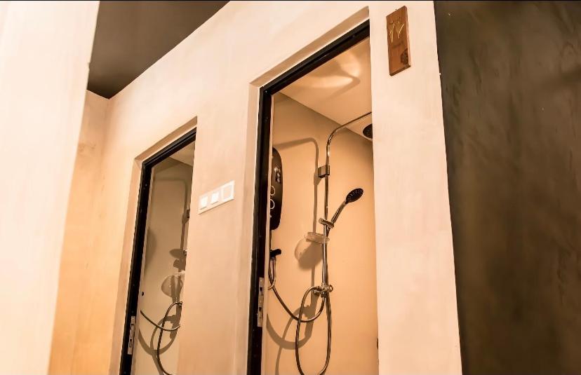Rumah Tetamu Bunk Bunk Malacca Екстериор снимка